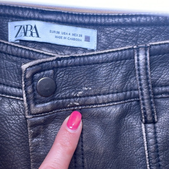 Zara Faux Leather Pants Size 4 - Picture 3 of 6